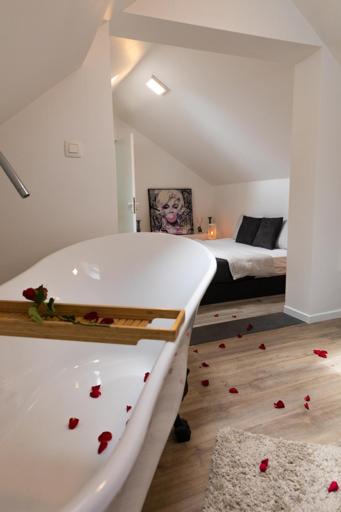 Apartmán Wellness Loft Huy Exteriér fotografie